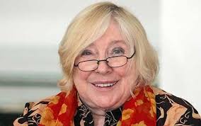Fay Weldon: I advise women