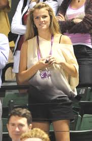 Brooklyn Decker style