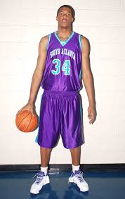 Derrick Favors � 69 Senior