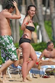 Penelope Cruz hot Bikini Pictures Naked