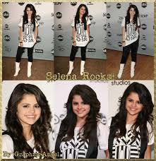 صور  سلينا غوميز  - صفحة 2 Selena%2520Rocks