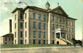 http://t1.gstatic.com/images?q=tbn:jqjJvZcFg7BSoM:http://www.usgwarchives.org/nd/grandforks/postcards/stmichael.jpg