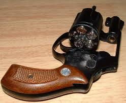 airsoft gun pistols