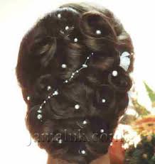 تسريحات راقية 2012/2013 تسريحات راقية 4929b5227b.jpg&t=1