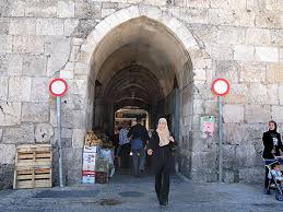 Plan to close Old City to private vehicles hits a bump in the road