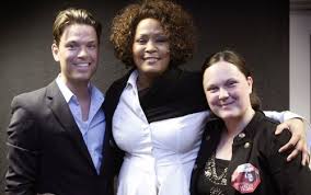 IS WHITNEY HOUSTON PREGNANT?