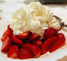 http://t1.gstatic.com/images?q=tbn:tDul6bavcqfU2M:http://pierre.equoy.free.fr/media/fraises-et-creme.jpg