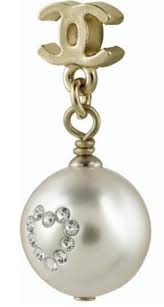 chanel pearl drop earrings