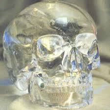رومانسي بس منسي العب Crystal-skulls