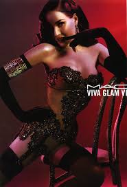 http://t1.gstatic.com/images?q=tbn:xulpiJ_SYFVR5M:http://blog-imgs-34-origin.fc2.com/b/l/a/blackwidow/dita-mac-viva-glam.jpg&t=1