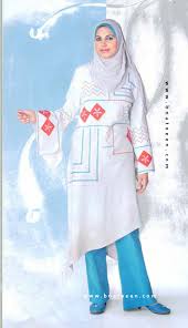 http://t1.gstatic.com/images?q=tbn:y3k1xmn8R9PRkM:http://bnateeen.com/images/fashion/17.jpg