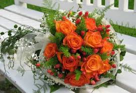 orange wedding bouquet