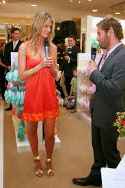 Jennifer Hawkins style