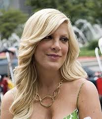 Tori Spelling in 2007