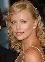 charlize theron Fans: