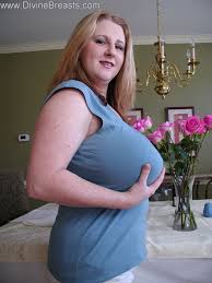 big boobs, Small Bra
