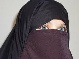 burqa, voile, ... - Page 2 Niqab-paris-hallal