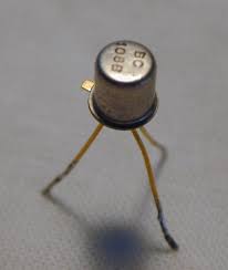 ماهو الترانزستور وطرق استخداماته المختلفة(الجندى للالكترونيات)  Transistor