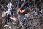 Commuter train derails in New York City, causing fatalities | Al ...