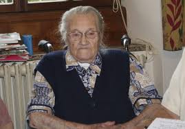 Castres. A 109 ans, Juliette Durand lit tous les jours «La Dépêche ... - 200907180082
