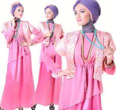 20 Model Baju Muslim Terbaru di Dunia Fashion Indonesia