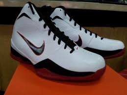 Sepatu Basket Nike Air Quick Handle Putih Hitam Merah - Chexos ...