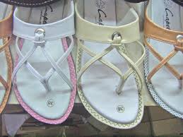 Peluang Usaha Bisnis Sepatu/Sandal | Bambangtko's Weblog