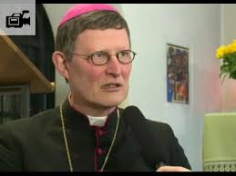 Köln, den 2. Juli 2011 + Joachim Kardinal Meisner Erzbischof von Köln kathTube: Auf´m Klappstuhl! Interview mit Bischof Dr. Rainer Woelki - 21914