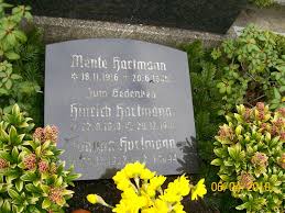 Grabstein von Hinrich Hartmann (22.09.1919-20.12.1941), Friedhof Berumerfehn. Häufige Nachnamen auf diesem Friedhof: