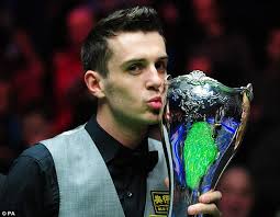 Done it: Mark Selby celebrates with the trophy after winning the final of the UK Snooker Championships. Selby, 29, had a 14-month spell as snooker&#39;s ... - article-2245491-166F6DCD000005DC-620_634x492
