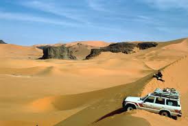 معلومات عن الصحراء الجزائرية  (صور مساحة وتضاريس ) - تعرف على صحراء الجزائر  Images?q=tbn:ANd9GcQb8RfMTZ9qzzBhSwxc1wDjQ8bwe9VCYhZwQ1Ar_ZyHz6gGcJut