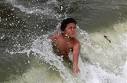 Eastern U.S. hit by heat wave, power outages | Reuters