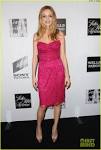 Heather Graham's pink dress
