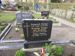 Grab von Heinrich Dehne (23.07.1889-24.08.1979), Friedhof Osteel