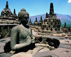 Borobudur - Indonésia Images?q=tbn:ANd9GcQpKiqbZJmmajMt6nan15uYEGQIoUMb0mVjtv9YW8YeR8fglNDMEQ