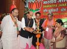 Advani skips Goa conclave; BJP says 'wait till tomorrow' for a ...