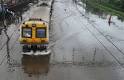 Indias Mumbai hit by heavy flooding