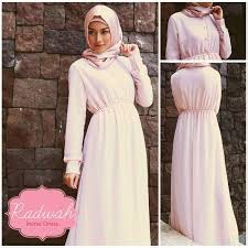Dress Busana Muslim Untuk Acara Formal - nibinebu.com