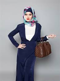 21 Model Baju Kerja Muslimah Terbaru