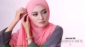 Cara Berjilbab wajah Bulat - Hijab pashmina simple Kreasi ...
