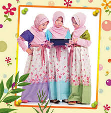 20 Model Baju Muslim Anak Terbaru untuk Laki-laki dan Perempuan