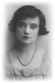 Winifred Barnes (1892-1935). Full biography not available. Scroll down for Gallery Some known facts: Born 18th December 1892 - London (England). - barnes-w000