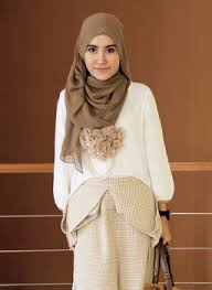 16 Contoh Model Hijab Terbaru Nan Cantik untuk Pesta