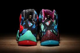 2016_NikeiD_Lebron_13_Mens_Basketball_Shoes_Asymmetry_Blue_Lagoon_Red_Purple_Green_Sneakers_Online_Store_7.jpg