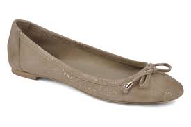 احذية عصرية مغربية Images?q=tbn:ANd9GcSDXFQT7wZJDxtXXwO8mNDbVRPAgBFTVeHiYw68cvDIoTzWpT1NEQ