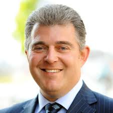 Great Yarmouth MP Brandon Lewis prepares for summer bus tour ... - 811529282