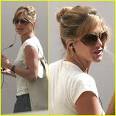 Jennifer Aniston stops in for a facial at the Cristina Radu European Skin ... - jennifer-aniston-fur-boutique