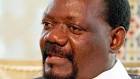 Jonas Malheiro Savimbi morreu a 22 de fevereiro de 2002 de arma na mão ... - 0,,15759053_401,00