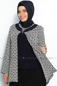 Model Baju Kerja Muslim untuk Orang