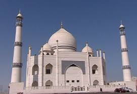 الذهاب لأول مشاركة جديدة مسجد يشبه كثير تاج محل الهندي - مسجد فاطمة الزهراء في الكويت.. معلم إسلامي جميل Images?q=tbn:ANd9GcS_w0u0_RGKF_qf8Q6DrQectHbyB5e7rngJkVXkhurM-Y2UO_RUqw